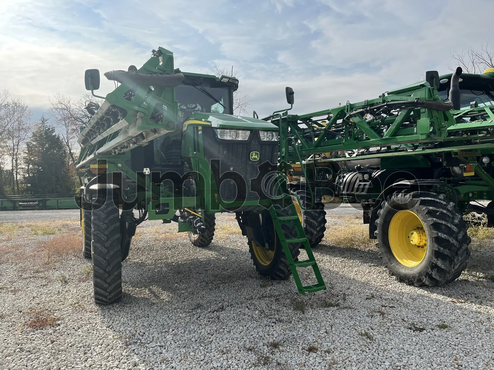 John Deere 412R 2023 - Usado (1,201 Horas) en Venta — foto 1 de 16