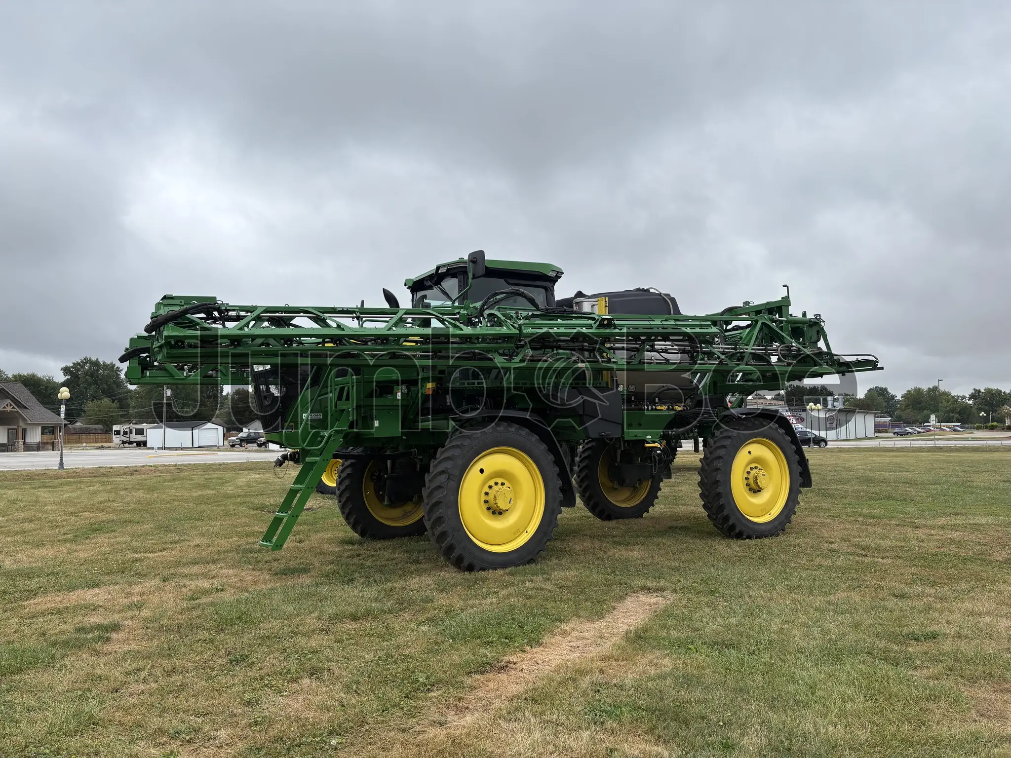 John Deere 412R 2025 - Usado (937 Horas) en Venta — foto 1 de 7