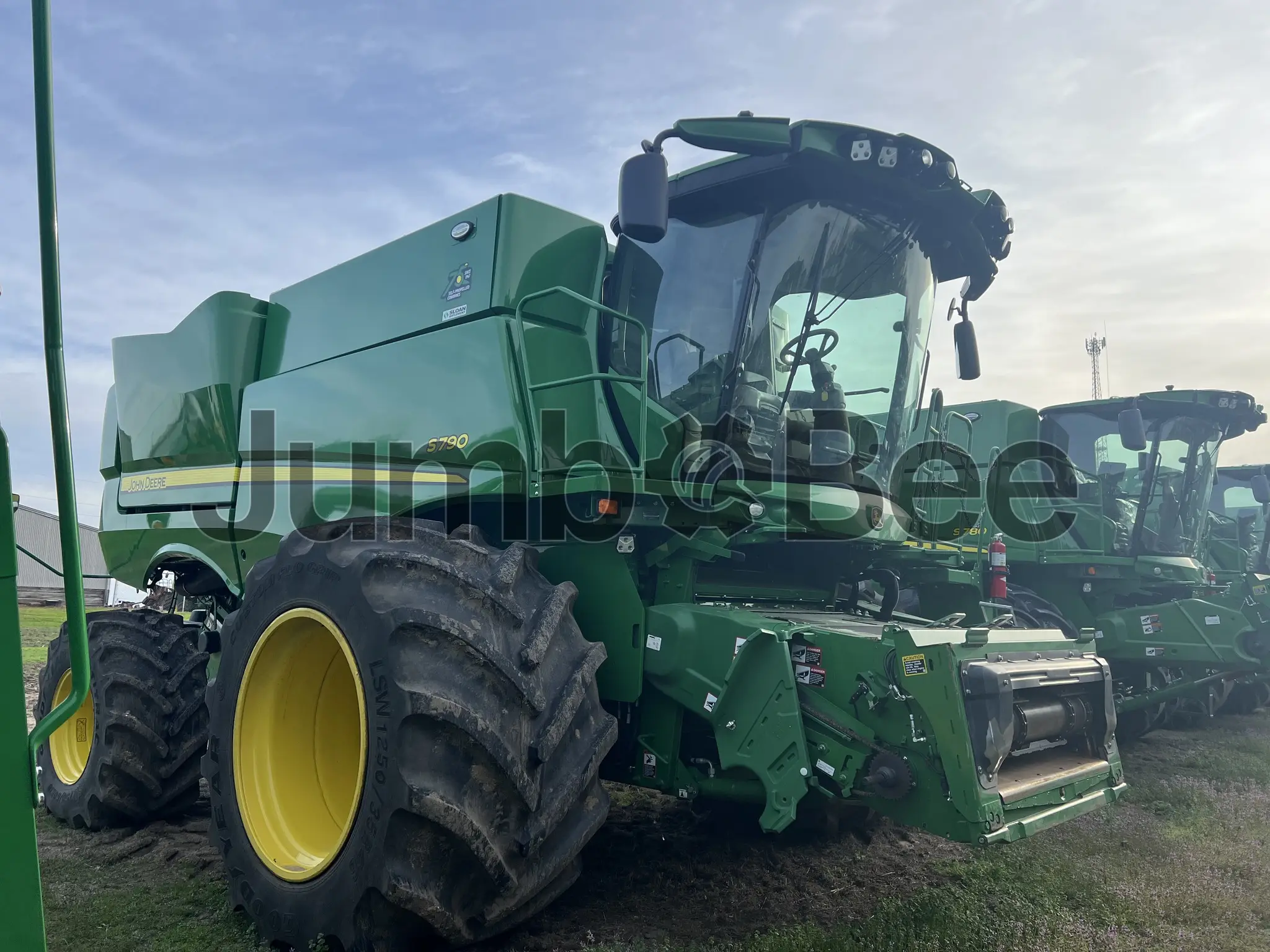 John Deere S790 2022 - Usado (1,192 Horas) en Venta — foto 1 de 17