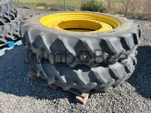 2020 John Deere 380 Tires Tires