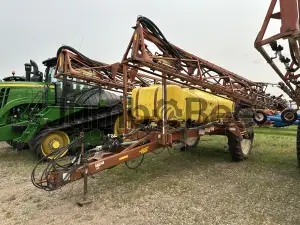 2011 H&S HS132 Pull-Type Sprayers