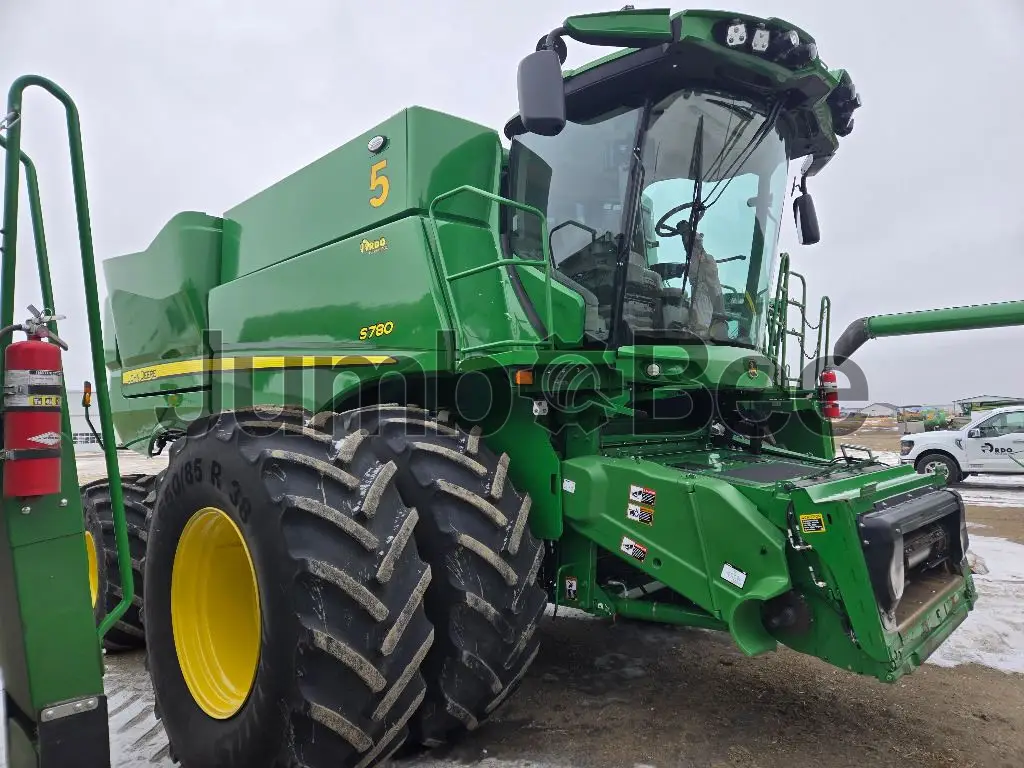 John Deere S780 2024 - Usado (608 Horas) en Venta — foto 1 de 4