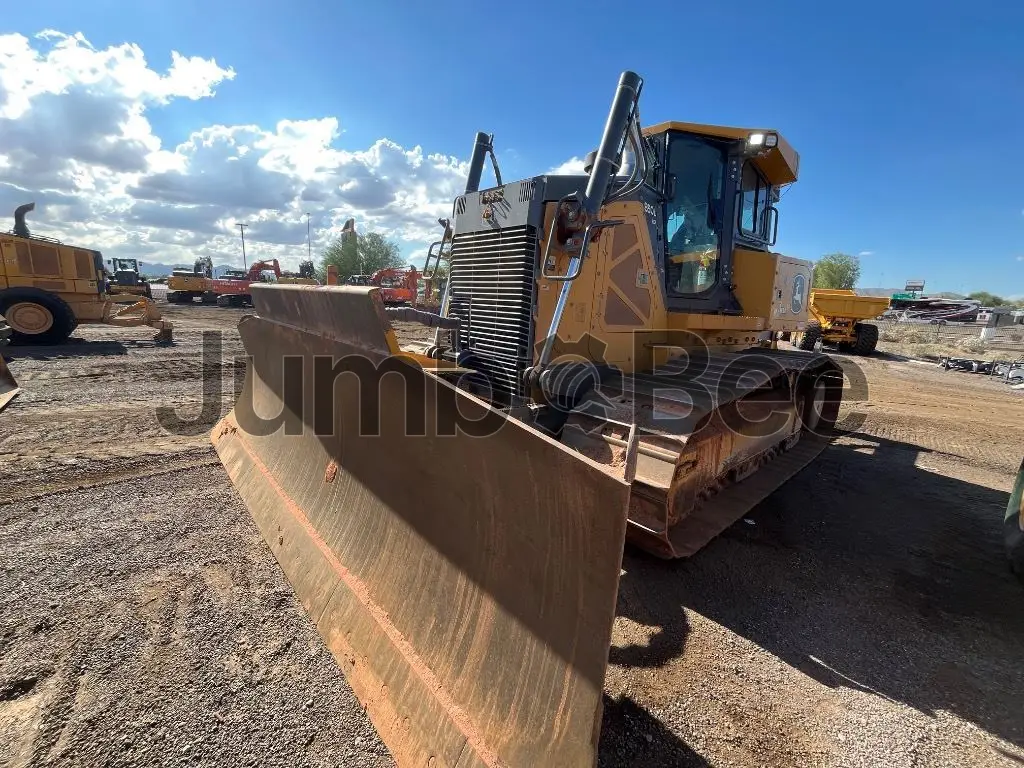 2021 John Deere 850L - Used, 4,020 Hours for Sale — photo 1 of 5
