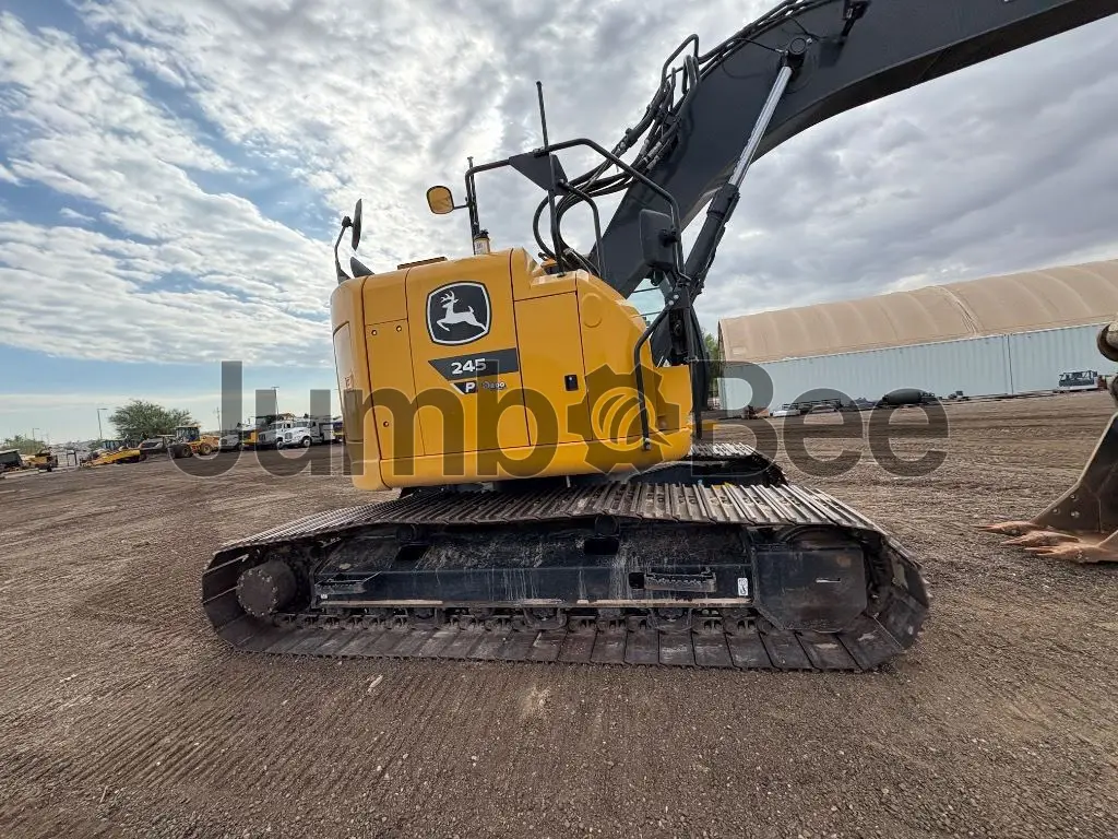 John Deere 245P 2023 - Usado (2,766 Horas) en Venta — foto 1 de 5