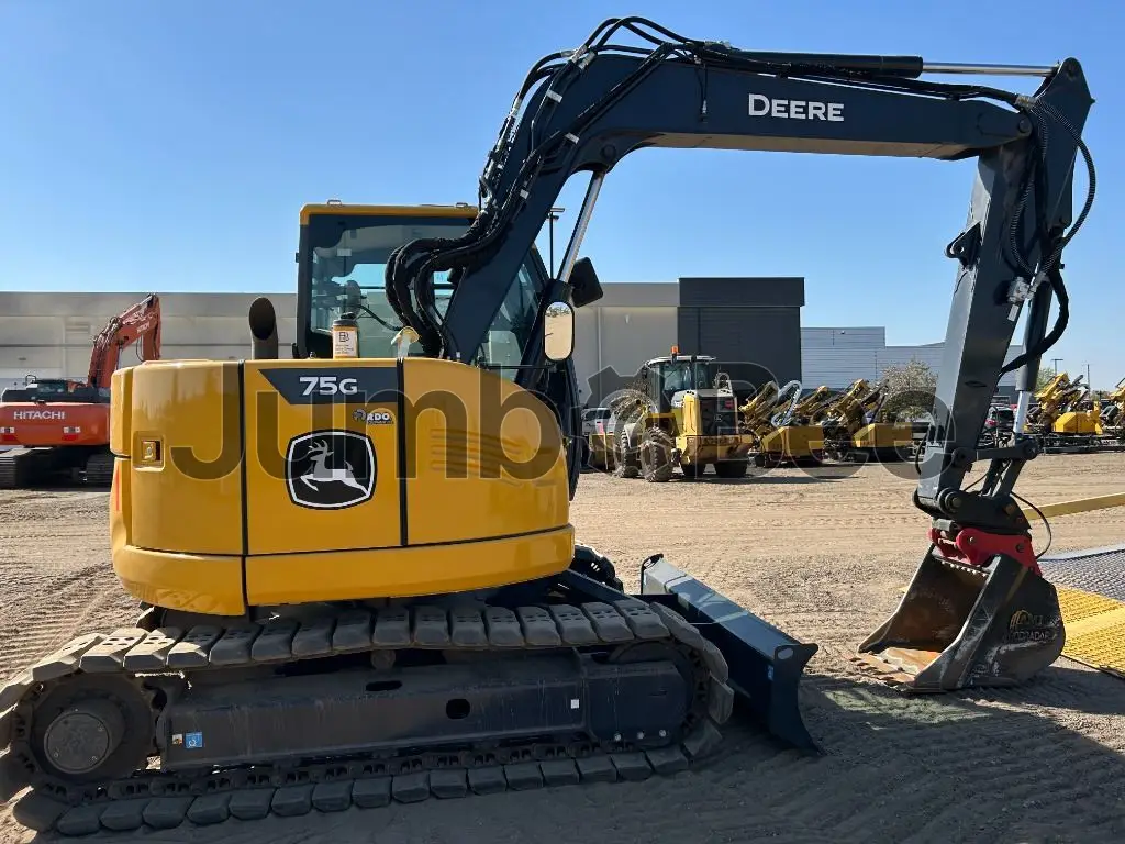John Deere 75G 2023 - Usado (210 Horas) en Venta — foto 1 de 8