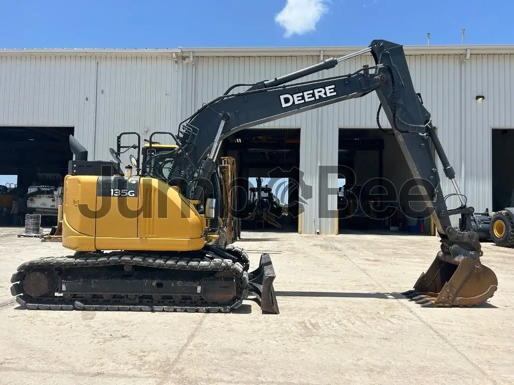 John Deere 135G 2021 - Usado (3,926 Horas) en Venta — foto 1 de 5