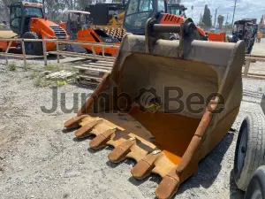2012 Werk Brau 470HD72 Excavator Buckets