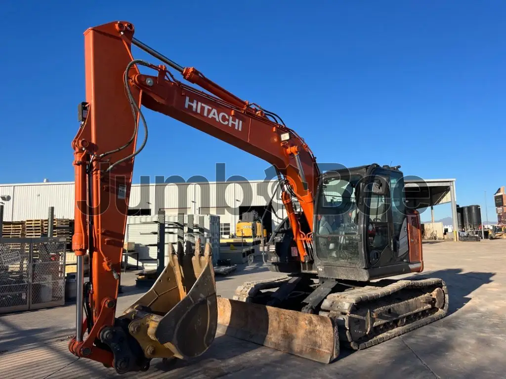 Hitachi 135G 2021 - Usado (3,590 Horas) en Venta — foto 1 de 12