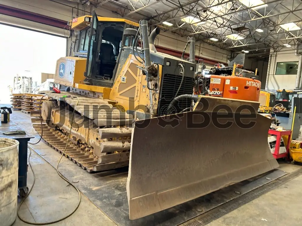 2022 John Deere 850L - Used, 4,402 Hours for Sale — photo 1 of 5