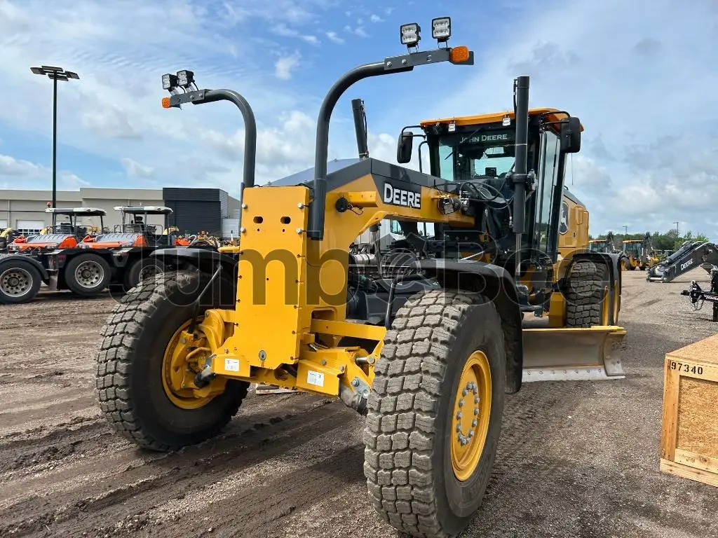 2023 John Deere 672G - Used, 535 Hours for Sale — photo 1 of 8