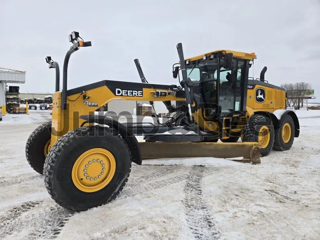 John Deere 672G 2023 - Usado (325 Horas) en Venta — foto 1 de 50