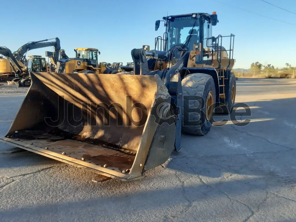 John Deere 744L 2021 - Usado (5,971 Horas) en Venta — foto 1 de 15