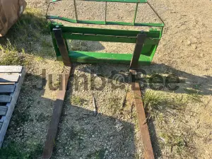 2016 CID 42" Pallet Forks Miscellaneous Farm Attachments & Parts