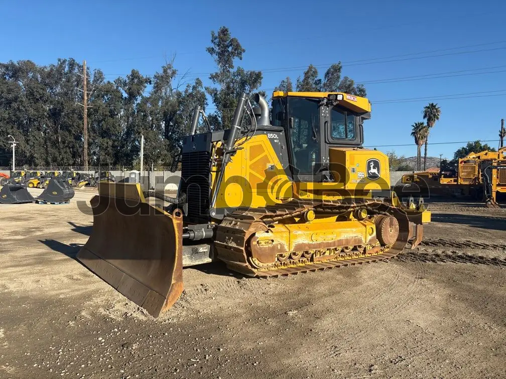 2023 John Deere 850L - Used, 2,019 Hours for Sale — photo 1 of 49