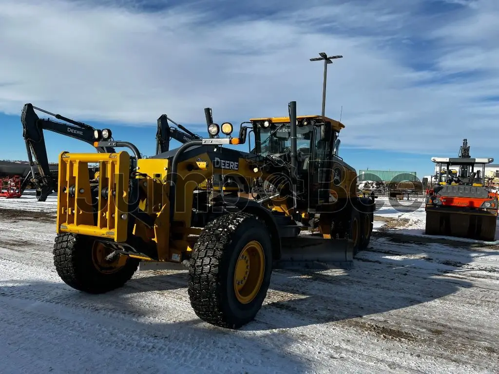 John Deere 772G 2021 - Usado (3,705 Horas) en Venta — foto 1 de 10