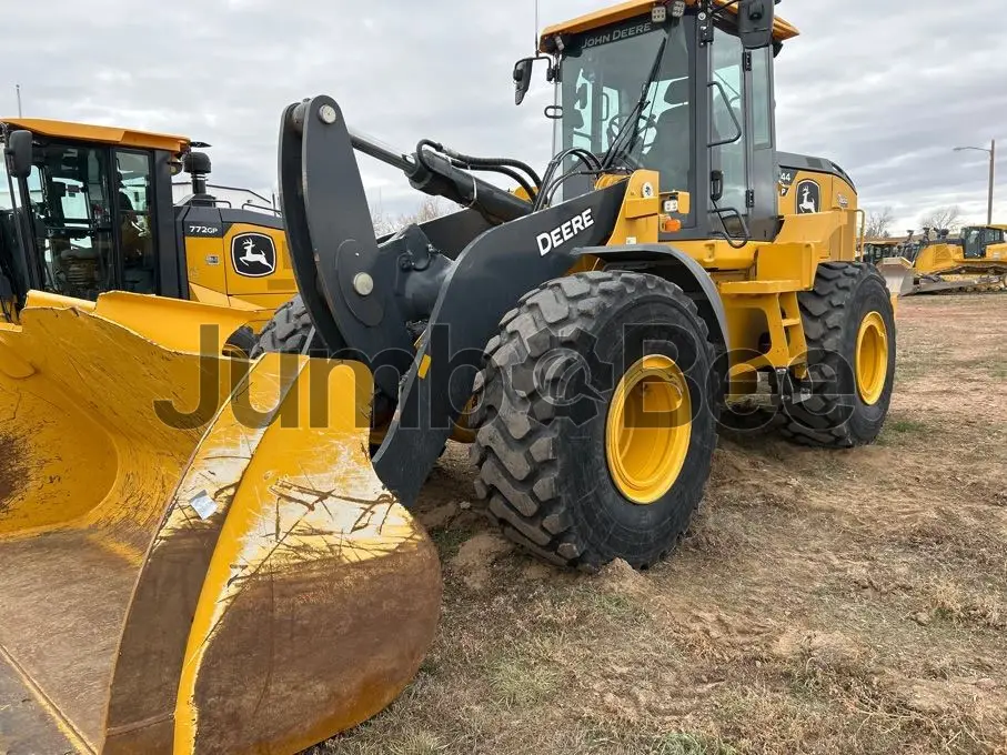 John Deere 644P 2023 - Usado (1,202 Horas) en Venta — foto 1 de 49