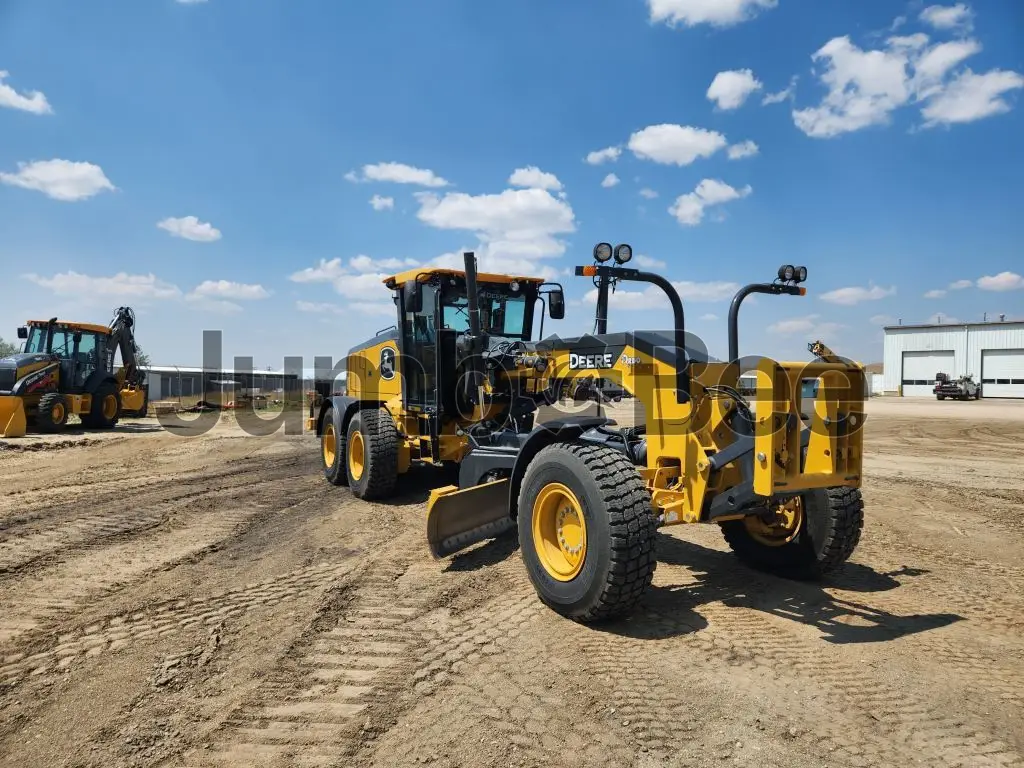 2022 John Deere 772G - Used, 2,191 Hours for Sale — photo 1 of 20
