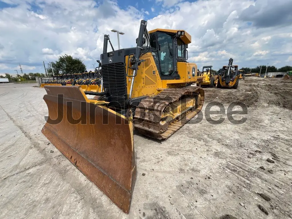 2023 John Deere 850L - Used, 4,350 Hours for Sale — photo 1 of 10