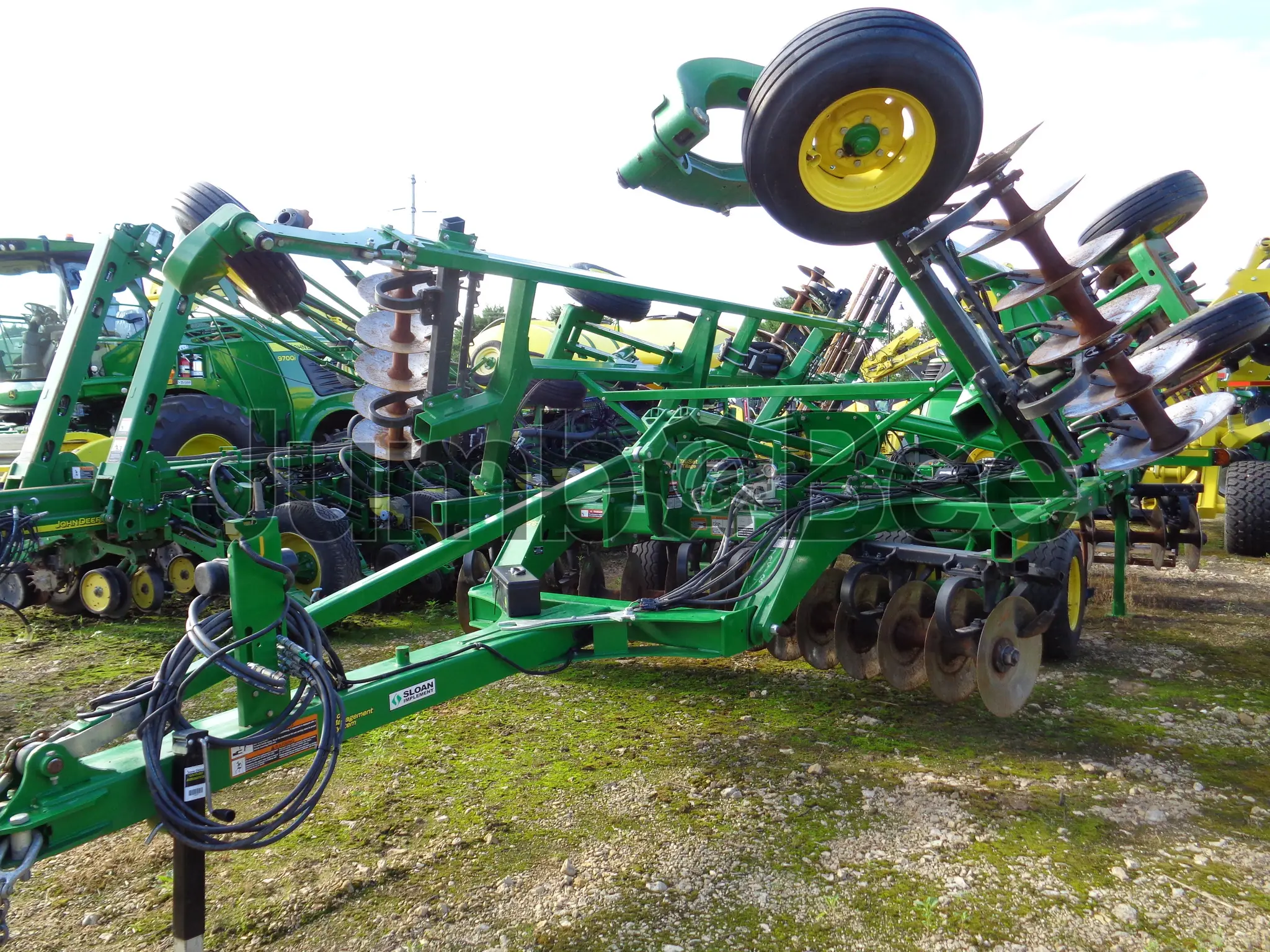 John Deere 2720 2022 - Usado en Venta — foto 1 de 7
