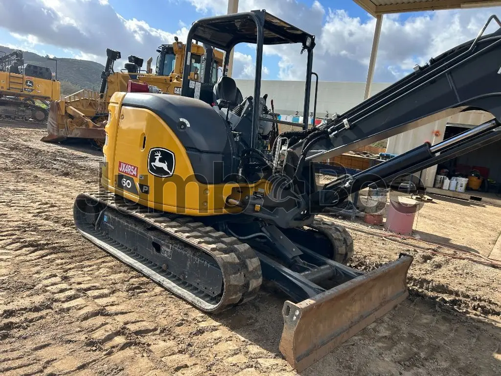 John Deere 60P 2024 - Usado (742 Horas) en Venta — foto 1 de 6