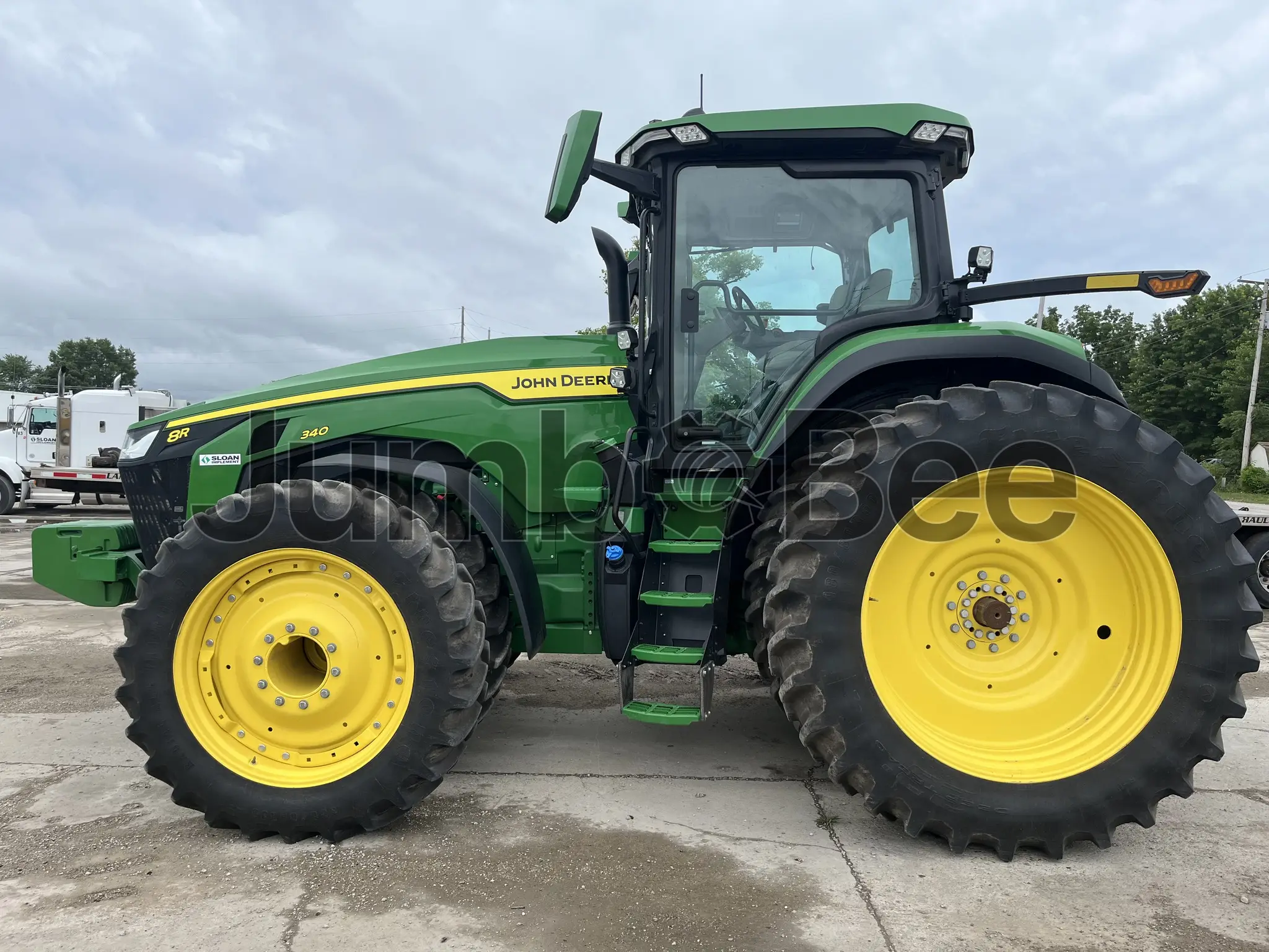 2022 John Deere 8R 340 - Used, 1,351 Hours for Sale — photo 1 of 26